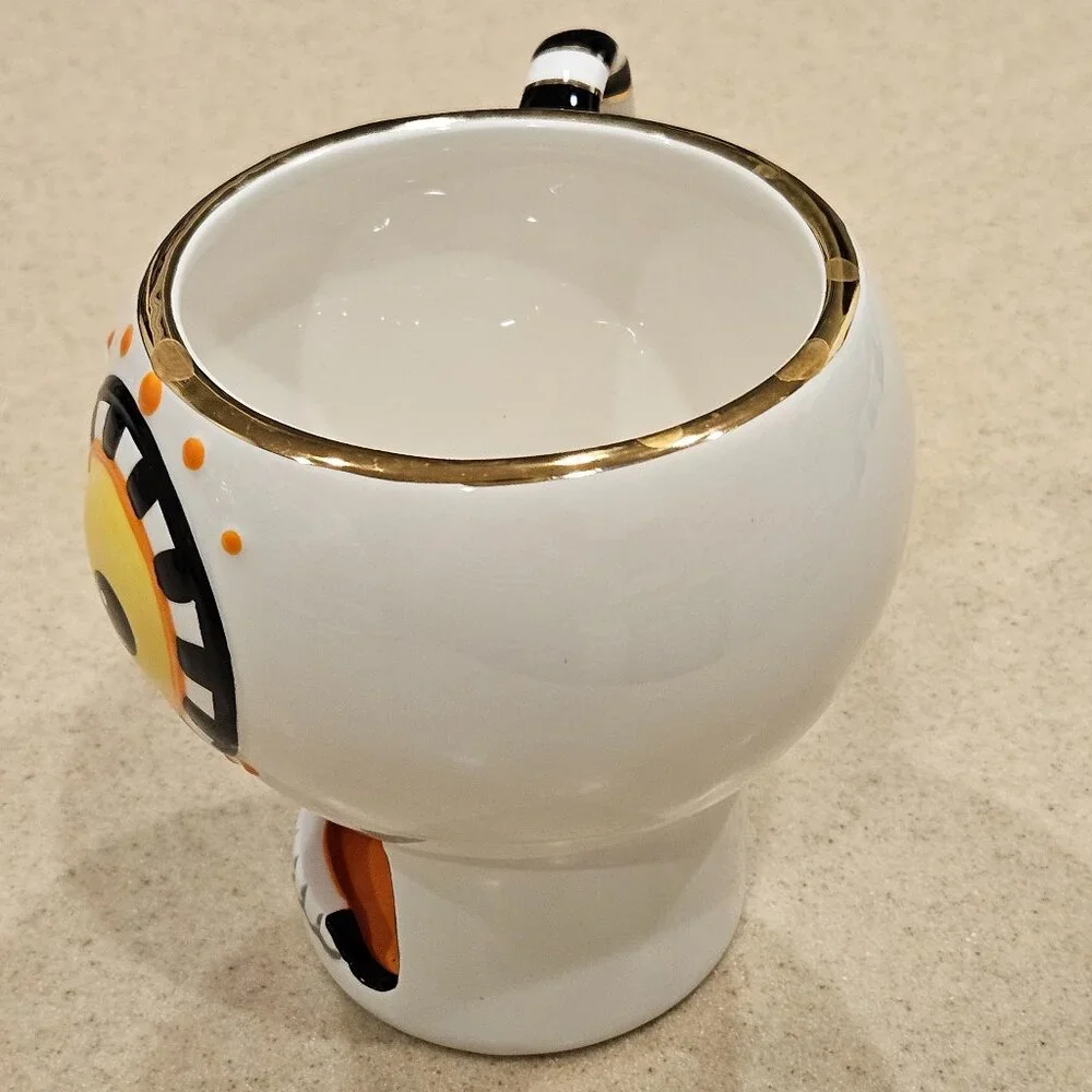 RARE MACKENZIE CHILDS HALLOWEEN BOO SCARY SKELETON CERAMIC COFFEE TEA MUG CUP